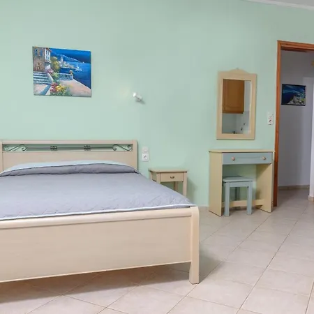 Apartment Avra